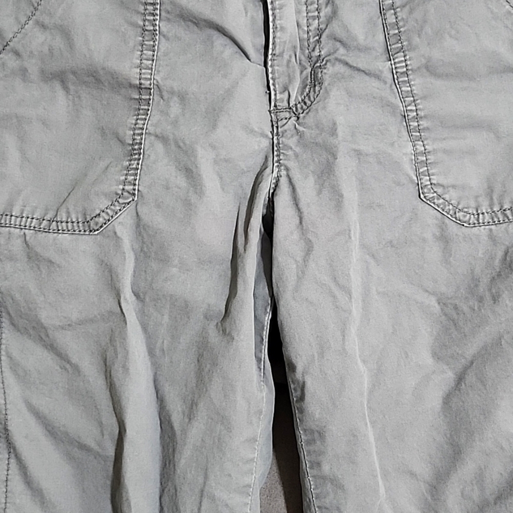 Low-Rise Gray Shorts